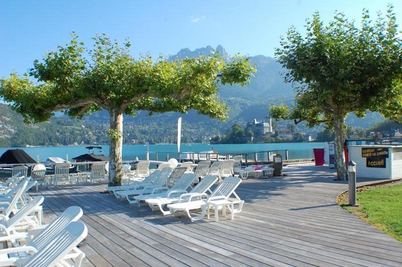 La Baie Des Voiles 3 Chambres 4 A 6 Personnes Au Bord Du Lac Plage Privee Duingt Kültér fotó